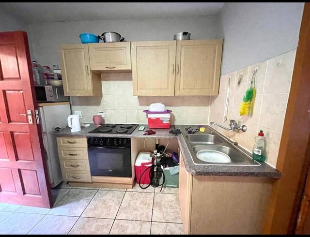 1 BEDROOM APARTMENT FOR SALE IN KANNONIERS PARK